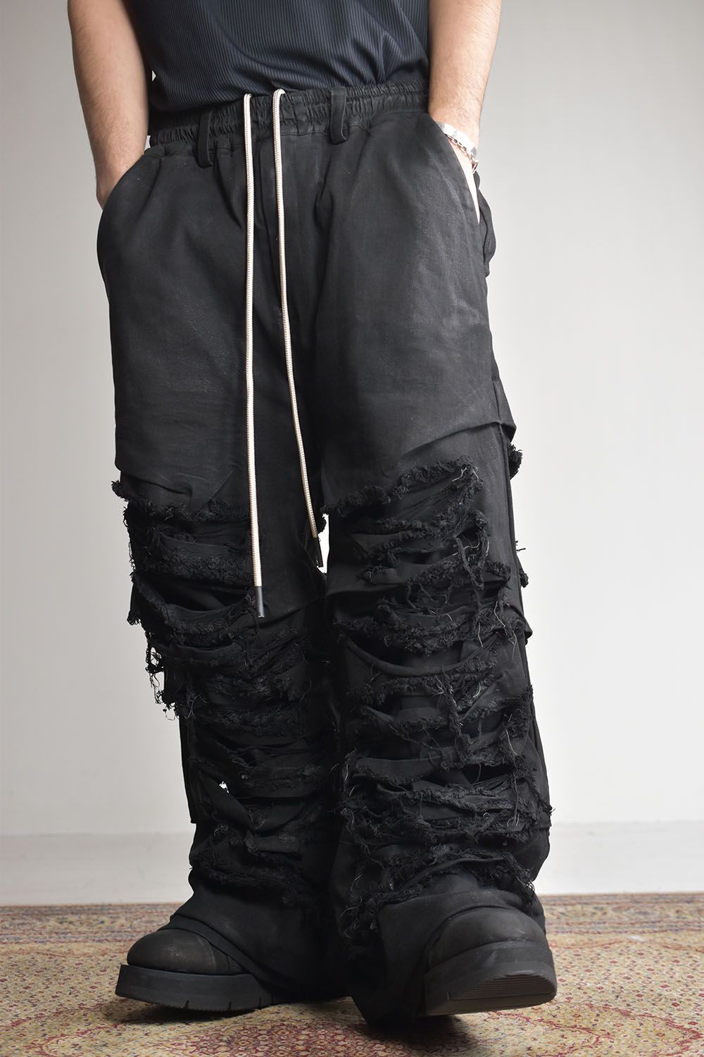 《2025AW先行予約》Damage Denim Tuck Wide Pants"Black"/ダメージデニムタックワイドパンツ"ブラック"