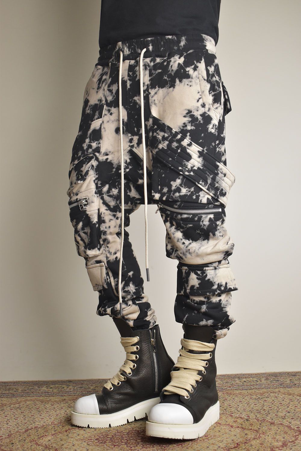 Discharge Pinting Belt Cargo Sarouel Jogger"Black×Ivory" /ディスチャージプリントベルトカーゴサルエルジョガー"ブラック×アイボリー"