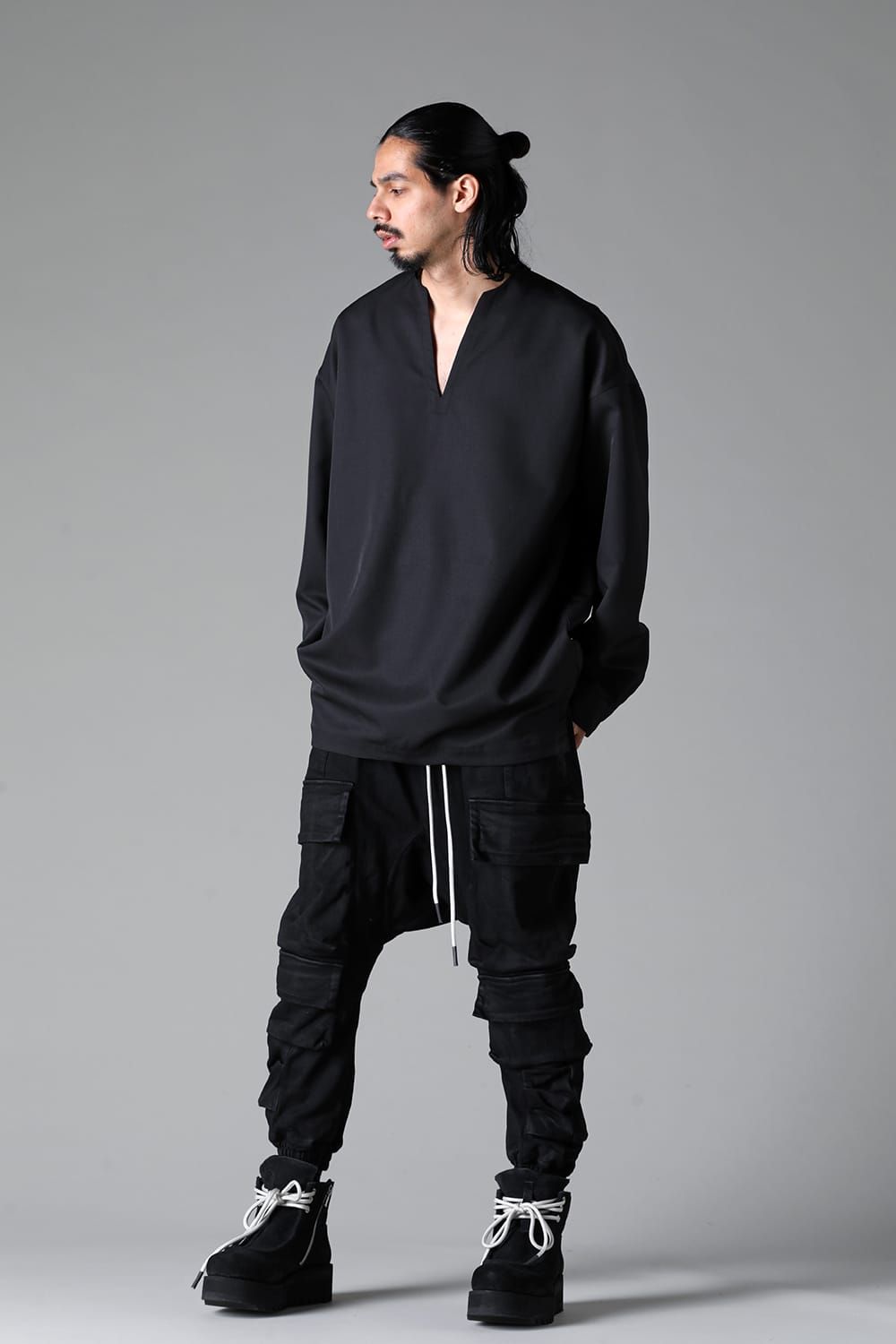 《2025AW先行予約》Coated Bonding Sarouel Cargo Jogger Denim"Black" / コーティングボンディングサルエルカーゴジョガーデニム"ブラック"