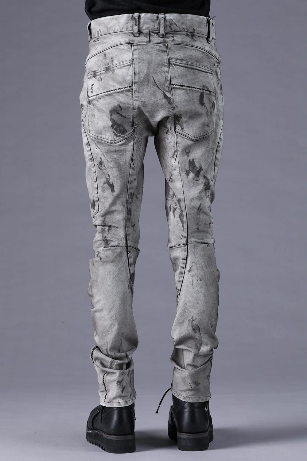 《2027SS先行予約分》Dirty Finish Overlock Twist Curve Pants"Dusty White" / ダーティ加工オーバーロックツイストカーブパンツ "ダスティホワイト"