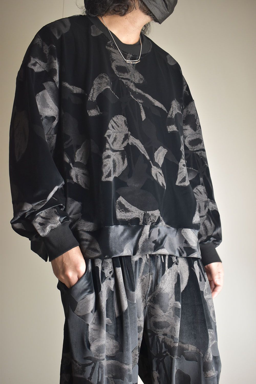 Crew Neck Side Vent Pullover"Black" / クルーネックサイドベンツプルオーバー"ブラック"
