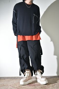 差し色とリラックスカジュアル