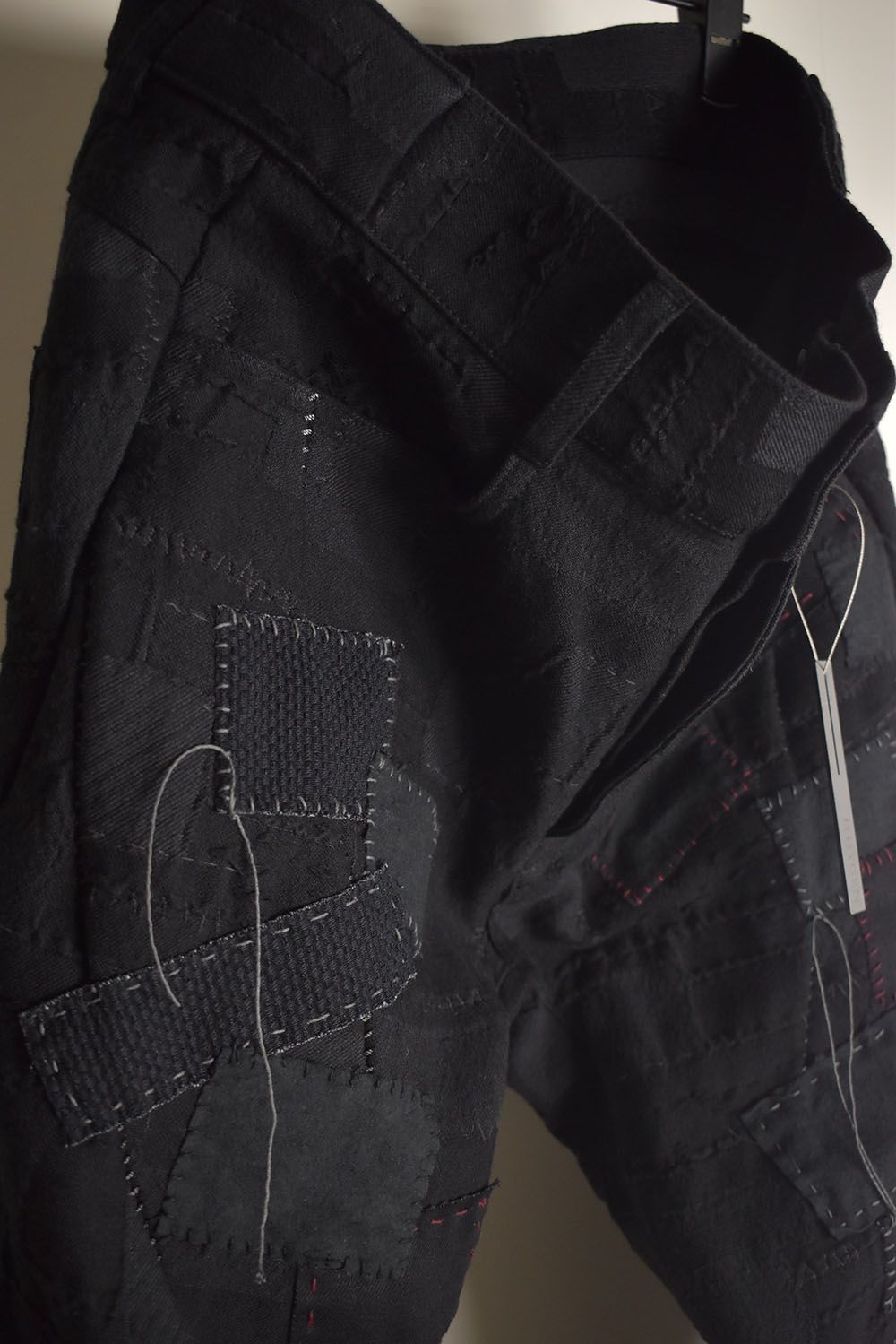 Hand Patchwork Crust Jacquard Overlock Twist Curve Pants "Black" / ハンドパッチワーククラストジャガードオーバーロックツイストカーブパンツ"ブラック"