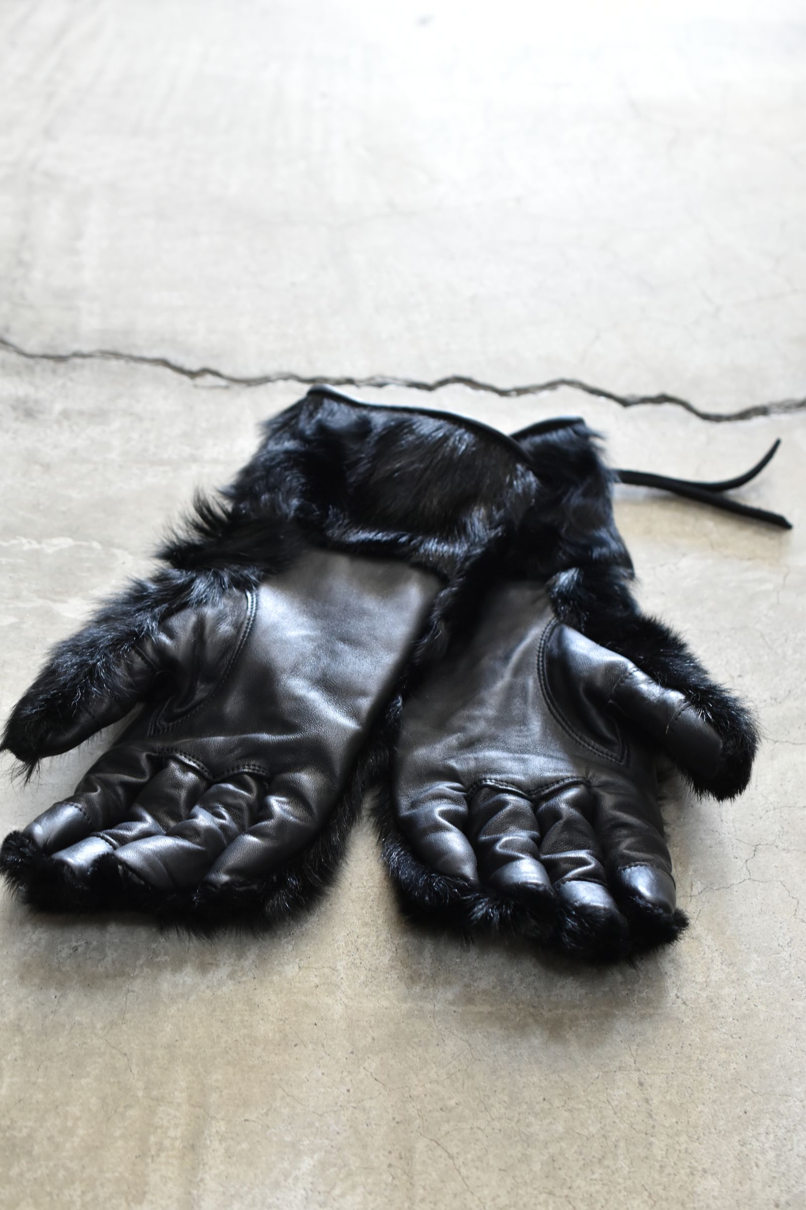 Goatfur and Horsehide Combination Gloves"Black" / ゴートファー×ホースレザーコンビネーショングローブ"ブラック"