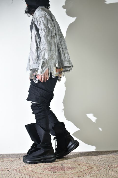 サルエルスキニーも合うサックブーツ