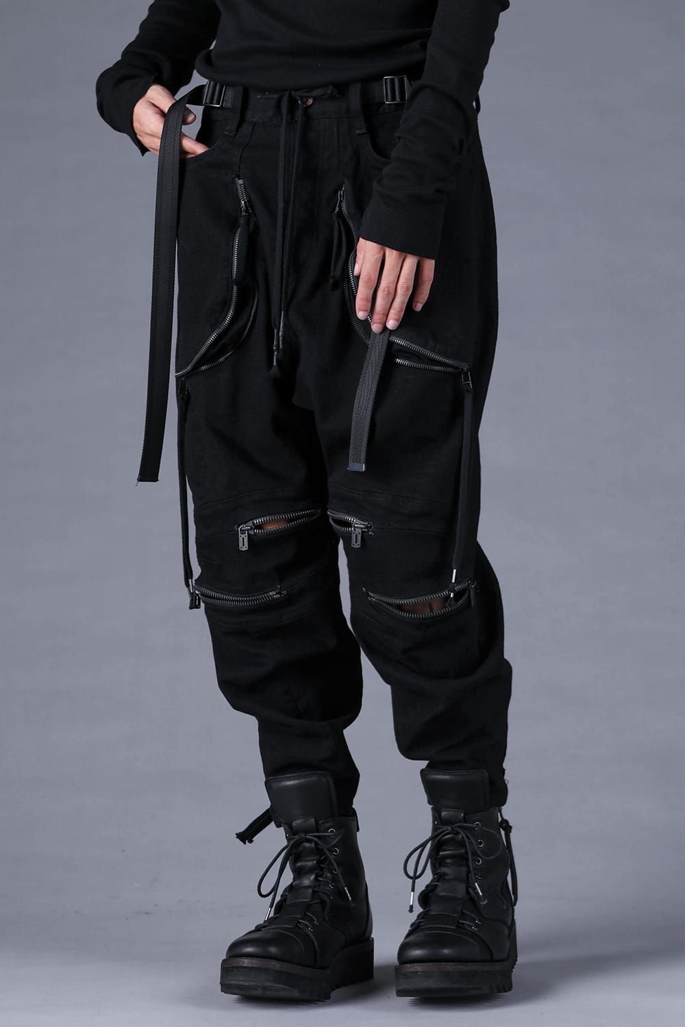 Stretch Denim Knee-Open Cropped Pants"Black" / ストレッチデニムニーオープンクロップドパンツ"ブラック"