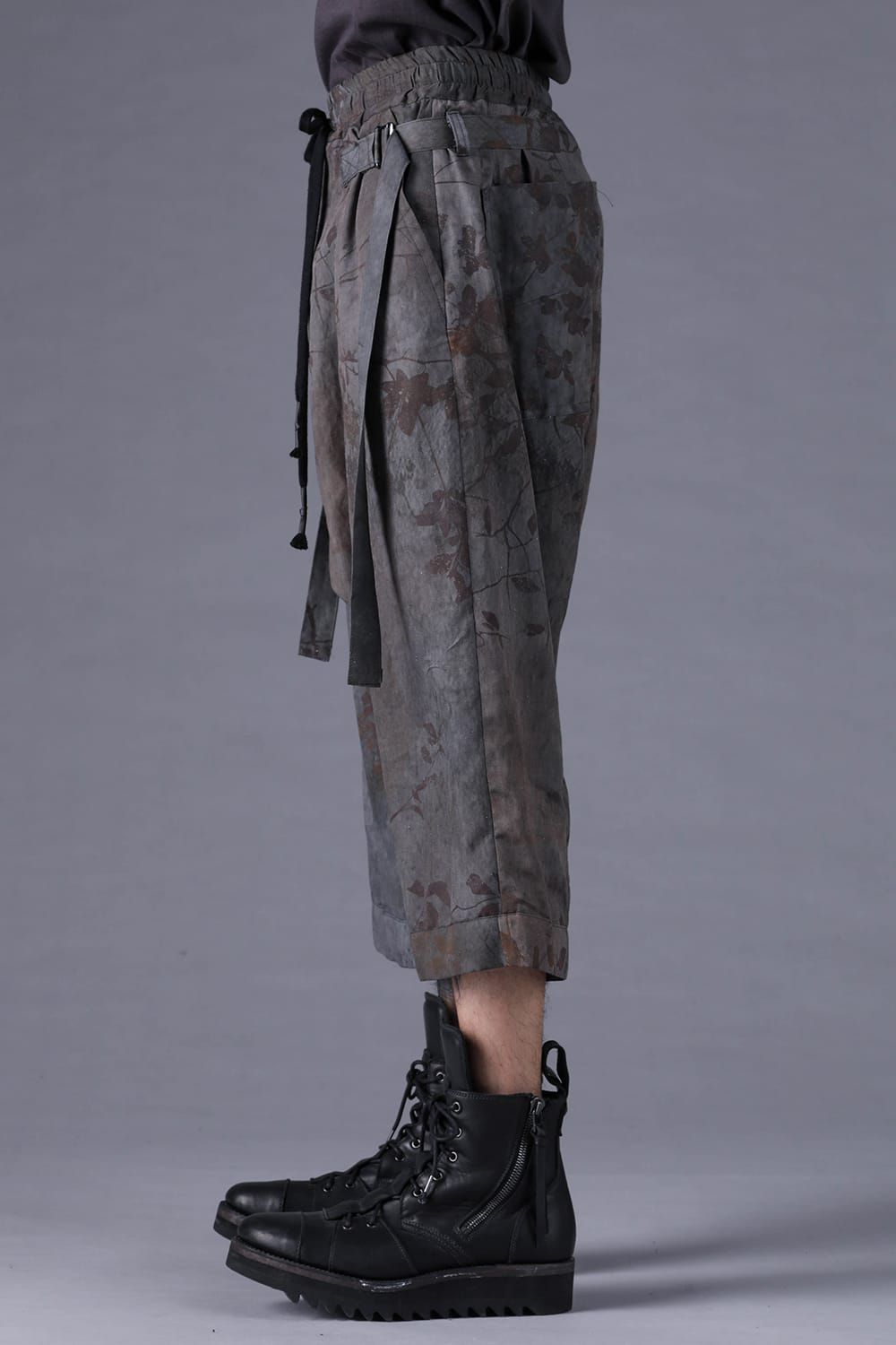 《2027SS先行予約分》Inkjet-Printed Wide-Leg Cropped Pants"Charcoal" / インクジェットプリントワイドクロップドパンツ"チャコール"