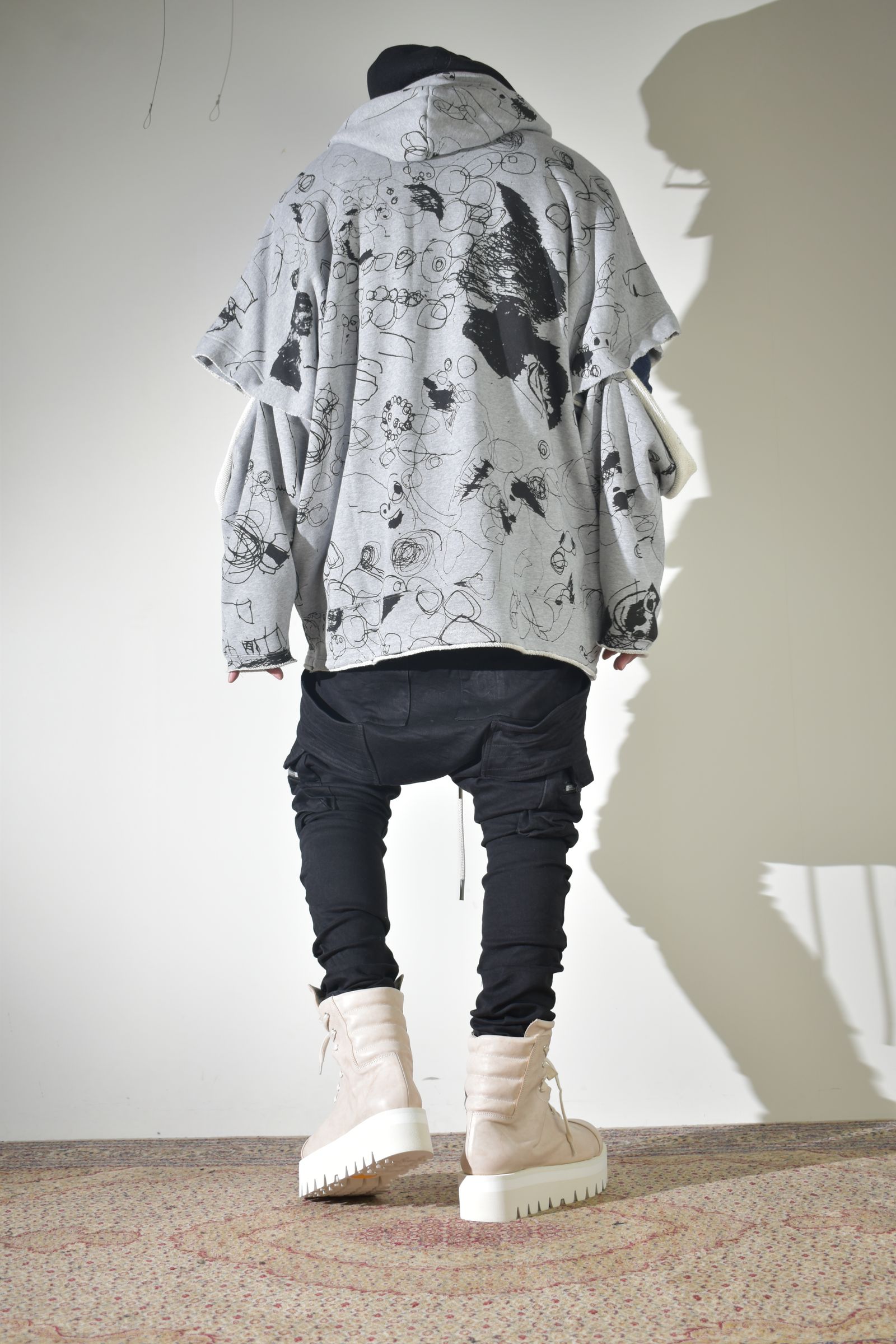 春夏らしいカジュアルミックス