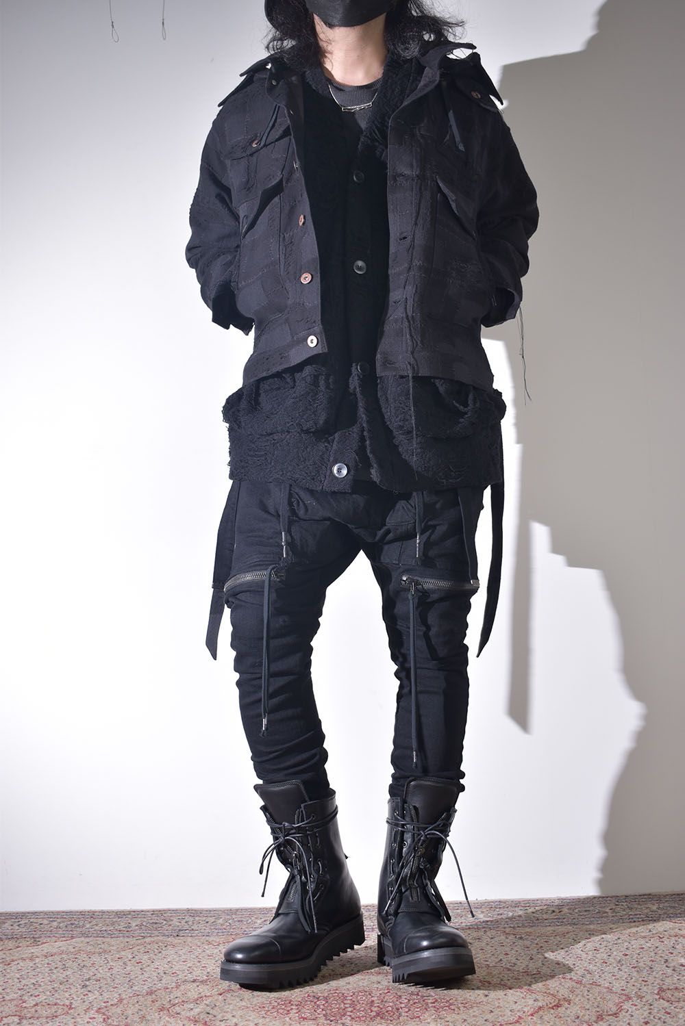 プラスカーディガンで冬仕様