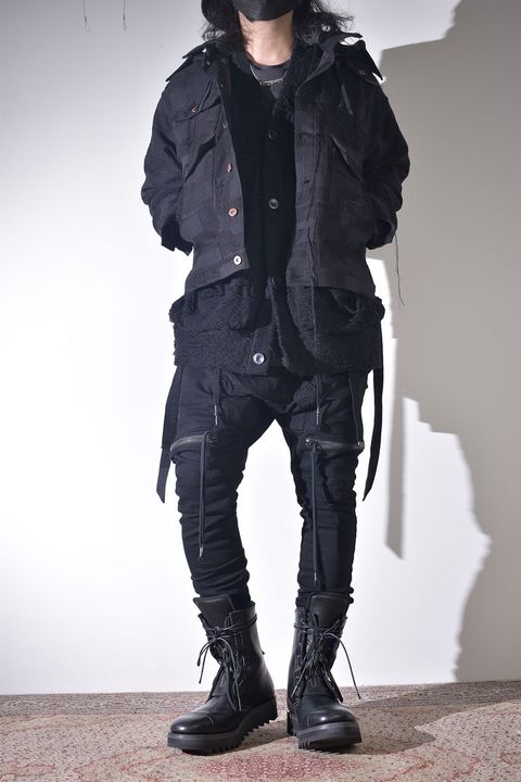 プラスカーディガンで冬仕様