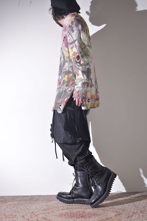 カラフルなプリントで楽しむ春ニット