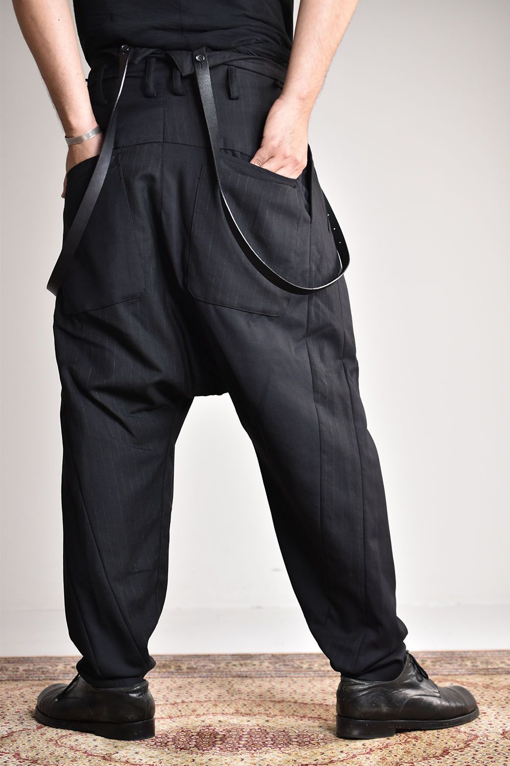 Patched  Drop Crotch 2Tuck Pants"Black"/ パッチドドロップクロッチ2タックパンツ"ブラック"