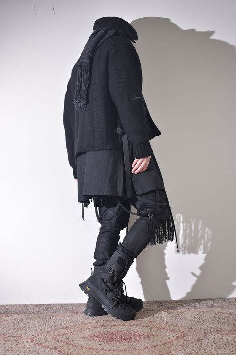 冬のニットジャケットスタイル