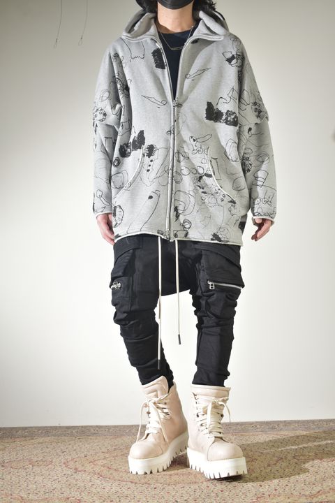 春夏らしいカジュアルミックス