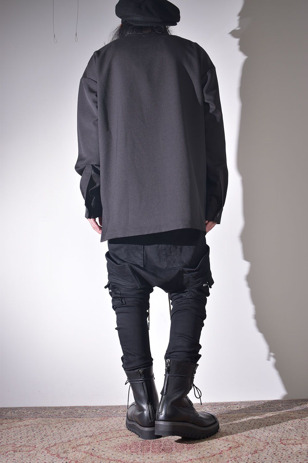 ライトな着心地で暖かく