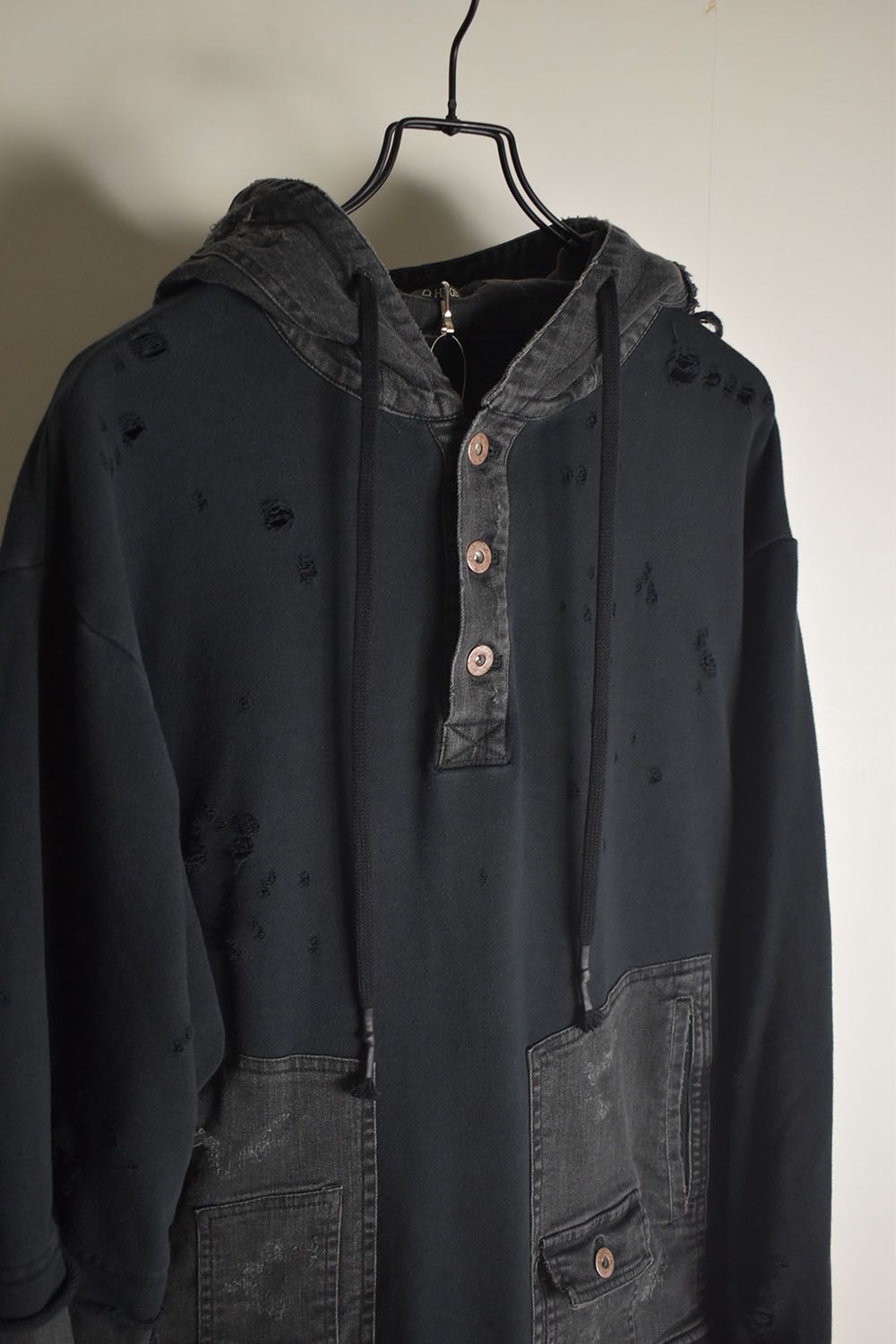 Denim Combination Non-Twisted Yarn Lined Oversized Pullover Hoodie"Black" / デニムコンビネーション無撚糸裏毛オーバーサイズプルオーバーフーディー"ブラック"