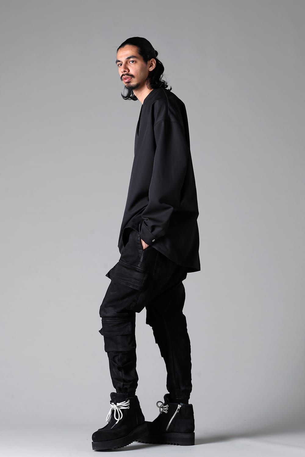 《2025AW先行予約》Coated Bonding Sarouel Cargo Jogger Denim"Black" / コーティングボンディングサルエルカーゴジョガーデニム"ブラック"