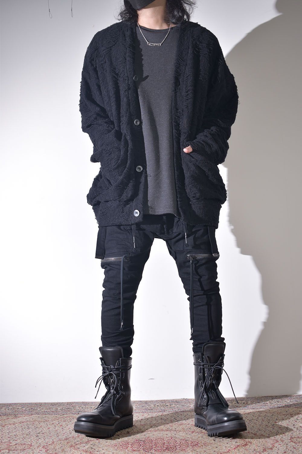 プラスカーディガンで冬仕様