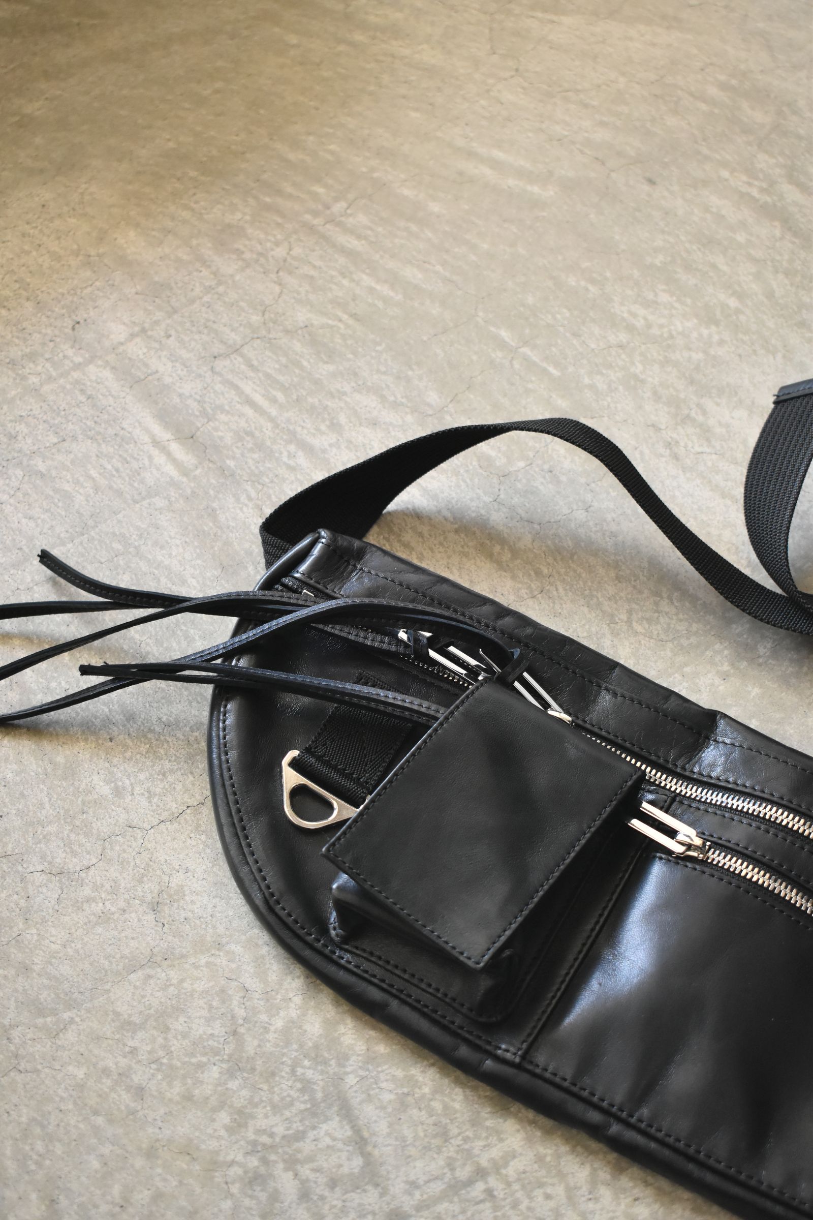 Leather Body Bag"Black" / レザーボディバッグ"ブラック"