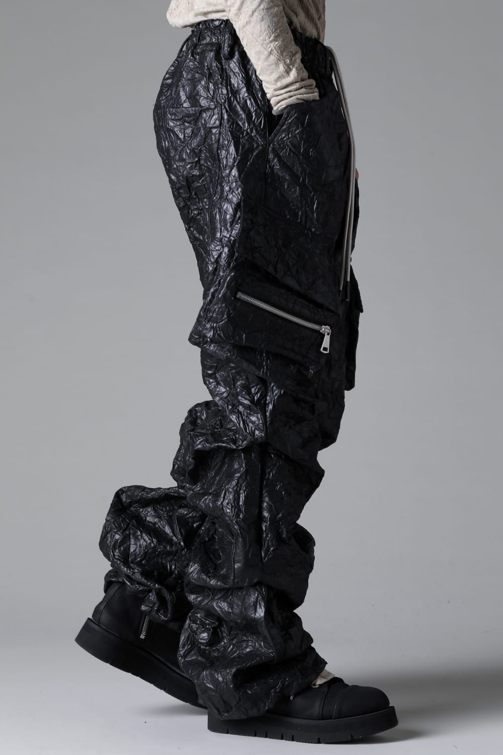 Washer Synthetic Leather Boots Cut Tuck Cargo Pants"Black " / ワッシャーシンセティックレザーブーツカットタックカーゴパンツ"ブラック"