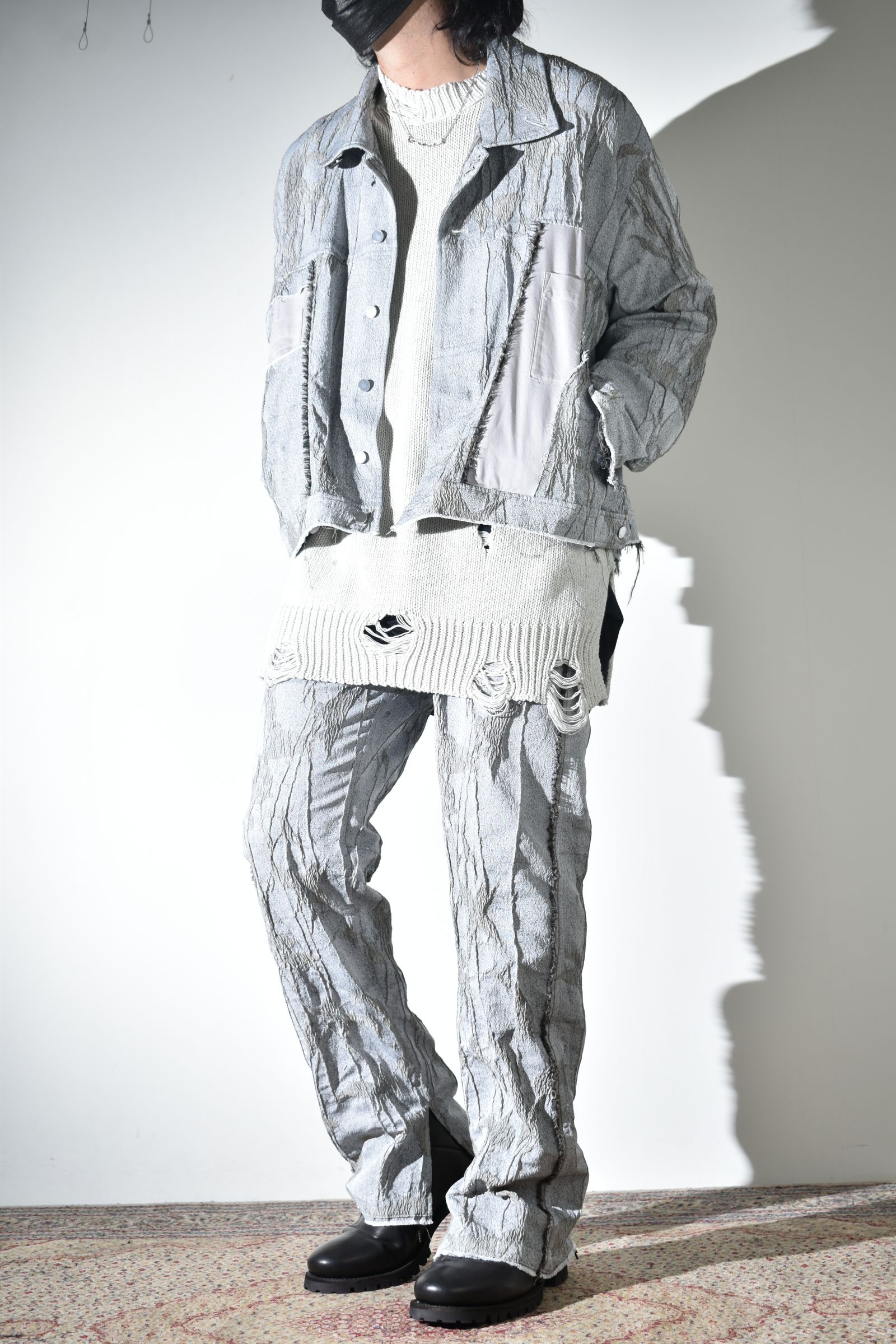 Licht Bestreben 2026SS クリーンな配色に退廃的にジャガードを施したセットアップ