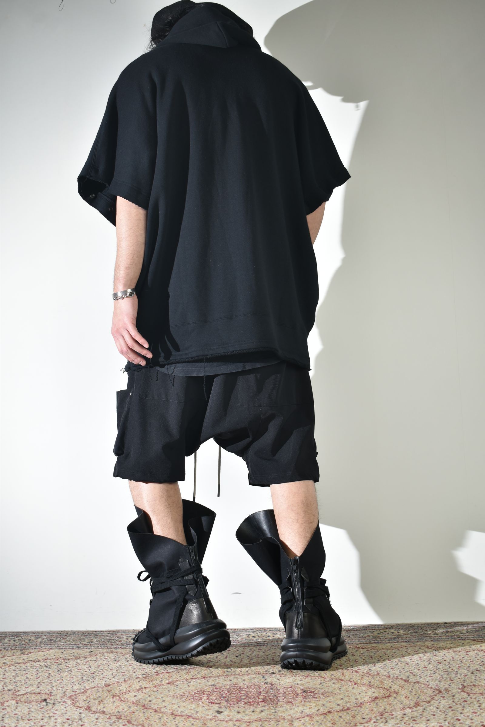 2Wayで着られる着用シーズンの長いスウェット