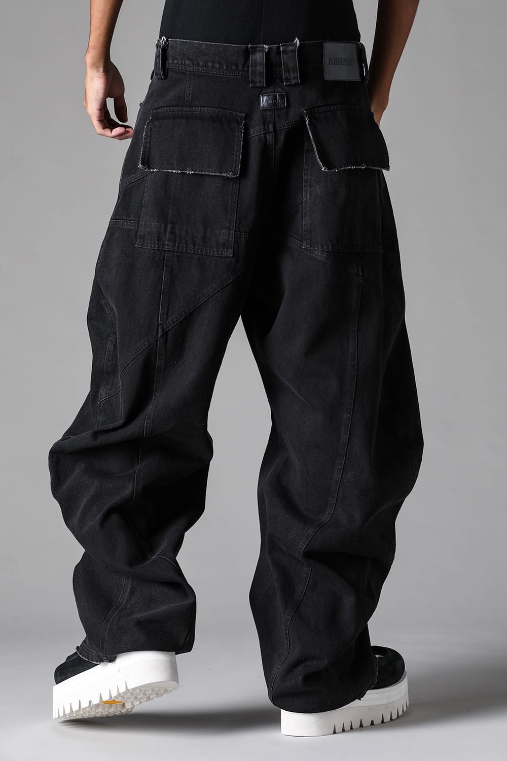 《2027SS先行予約》Curved Wide Pants"Black" / カーブドワイドパンツ "ブラック"