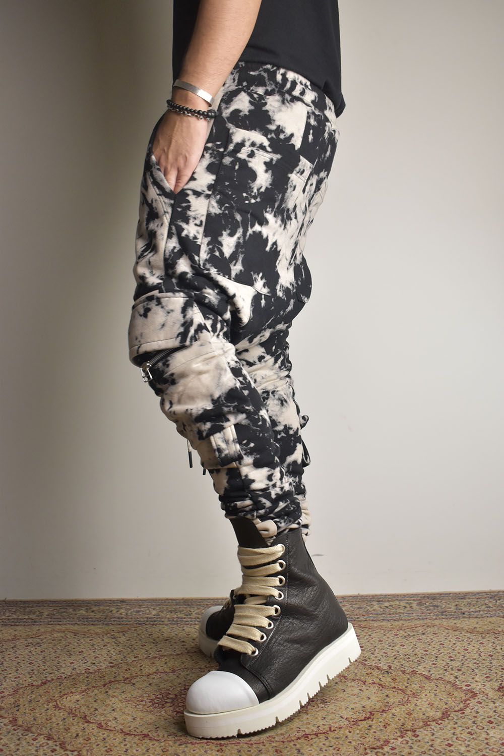 Discharge Pinting Cargo Sarouel Skinny"Black×Ivory" /ディスチャージプリントカーゴサルエルスキニー"ブラック×アイボリー"