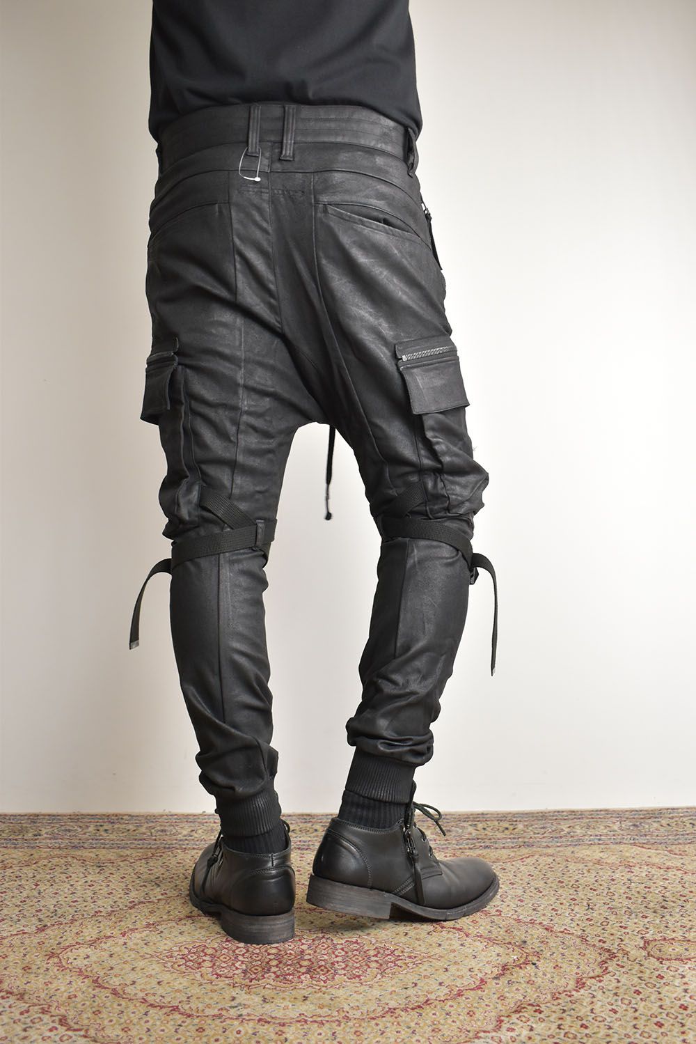 Product-Coated Jersey-Like Denim Cargo Jog Pants"Black" / 製品コーティングジャージーライクデニムカーゴジョグパンツ"ブラック"