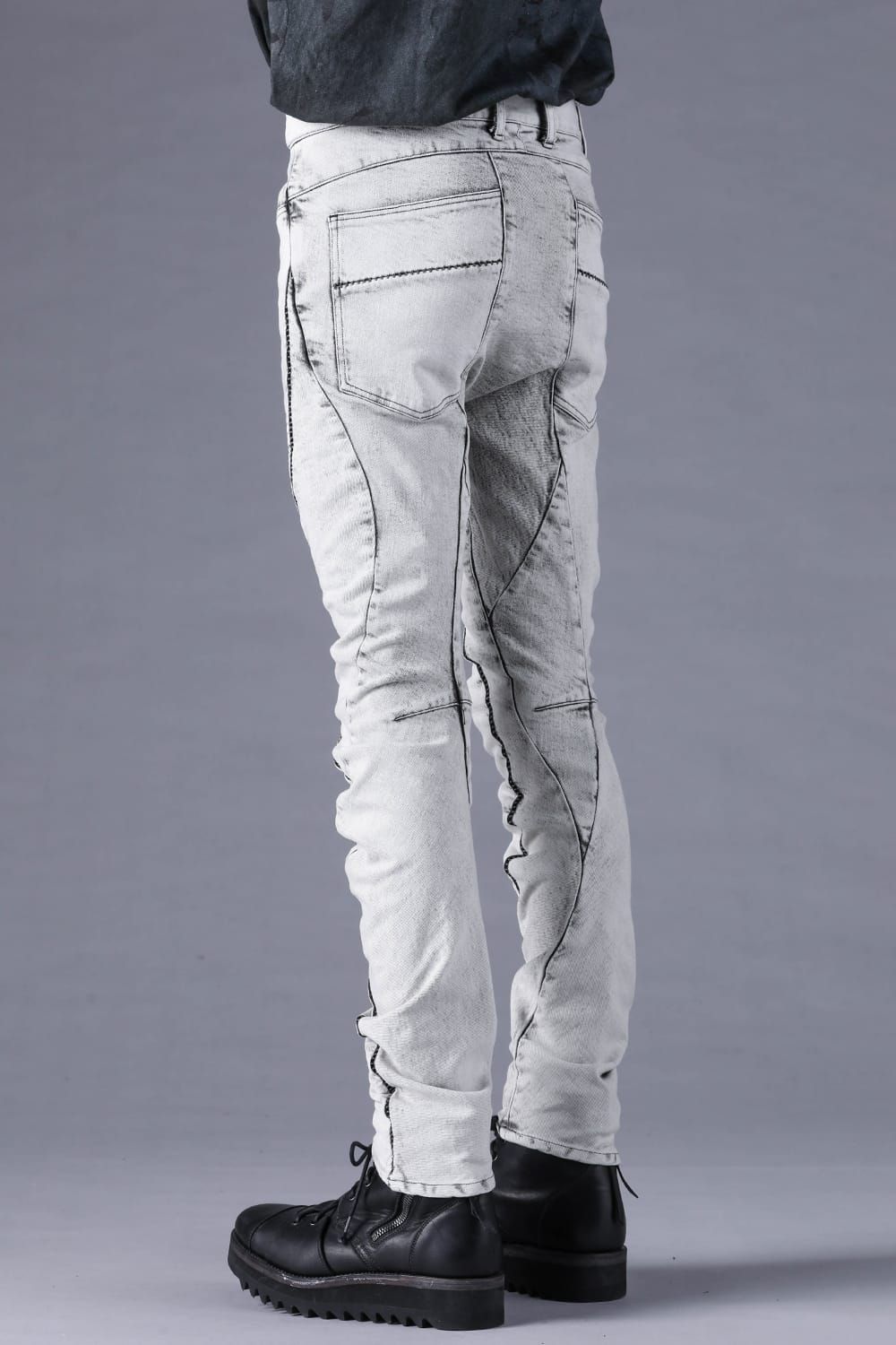 《2027SS先行予約分》Stretch Denim Overlock Twist Curve Pants"White" / ストレッチデニムオーバーロックツイストカーブパンツ"ホワイト"