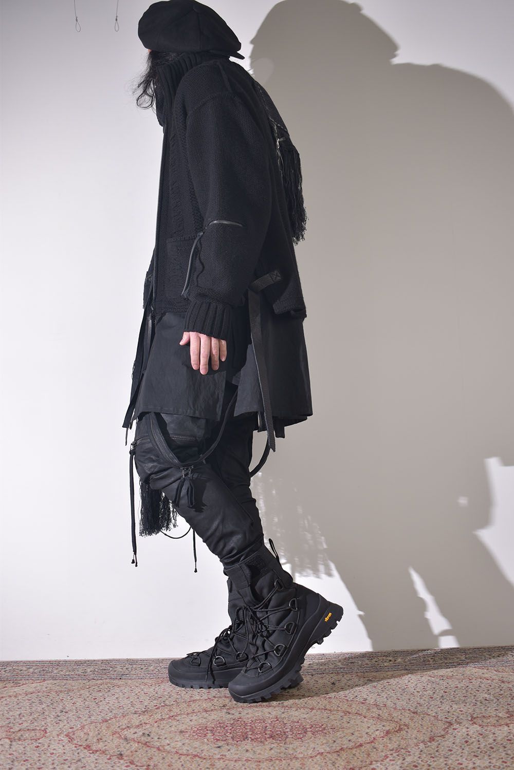 冬のニットジャケットスタイル