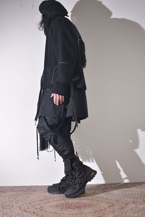 冬のニットジャケットスタイル