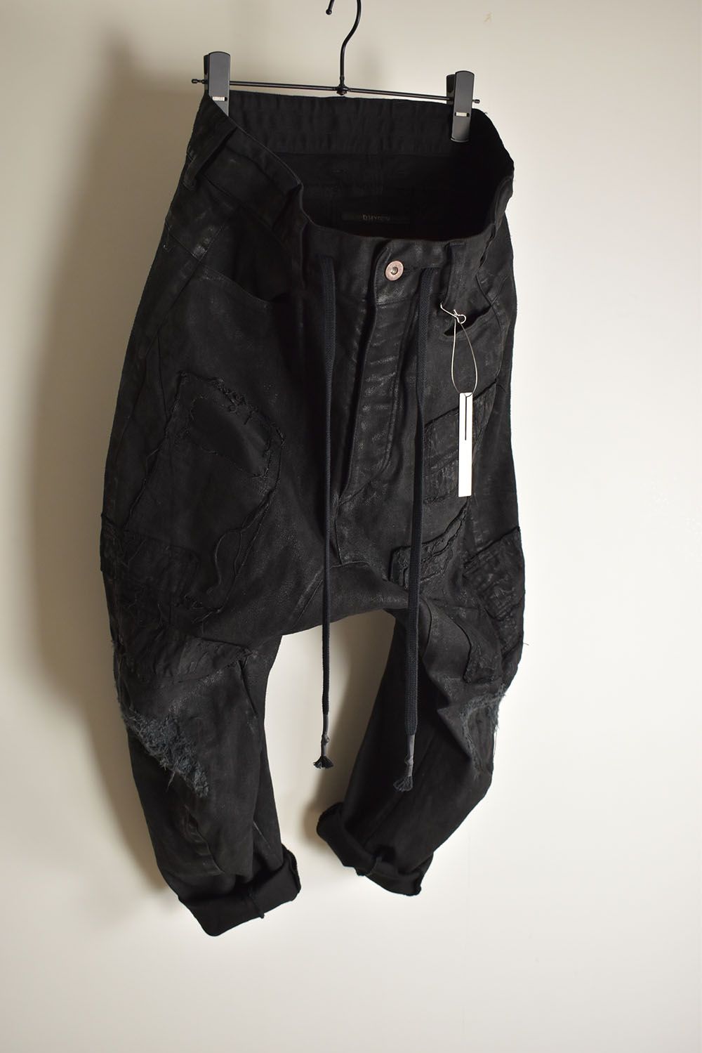 Product Coating Stretch Denim Damage Repair Cropped Pants “Black / 製品コーティングストレッチデニムダメージリペアクロップドパンツ"ブラック"