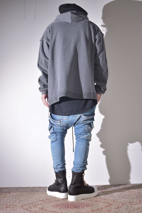 インディゴ × ピグメントグレー