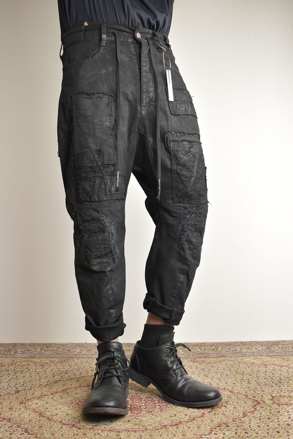 Product Coating Stretch Denim Damage Repair Cropped Pants “Black / 製品コーティングストレッチデニムダメージリペアクロップドパンツ"ブラック"