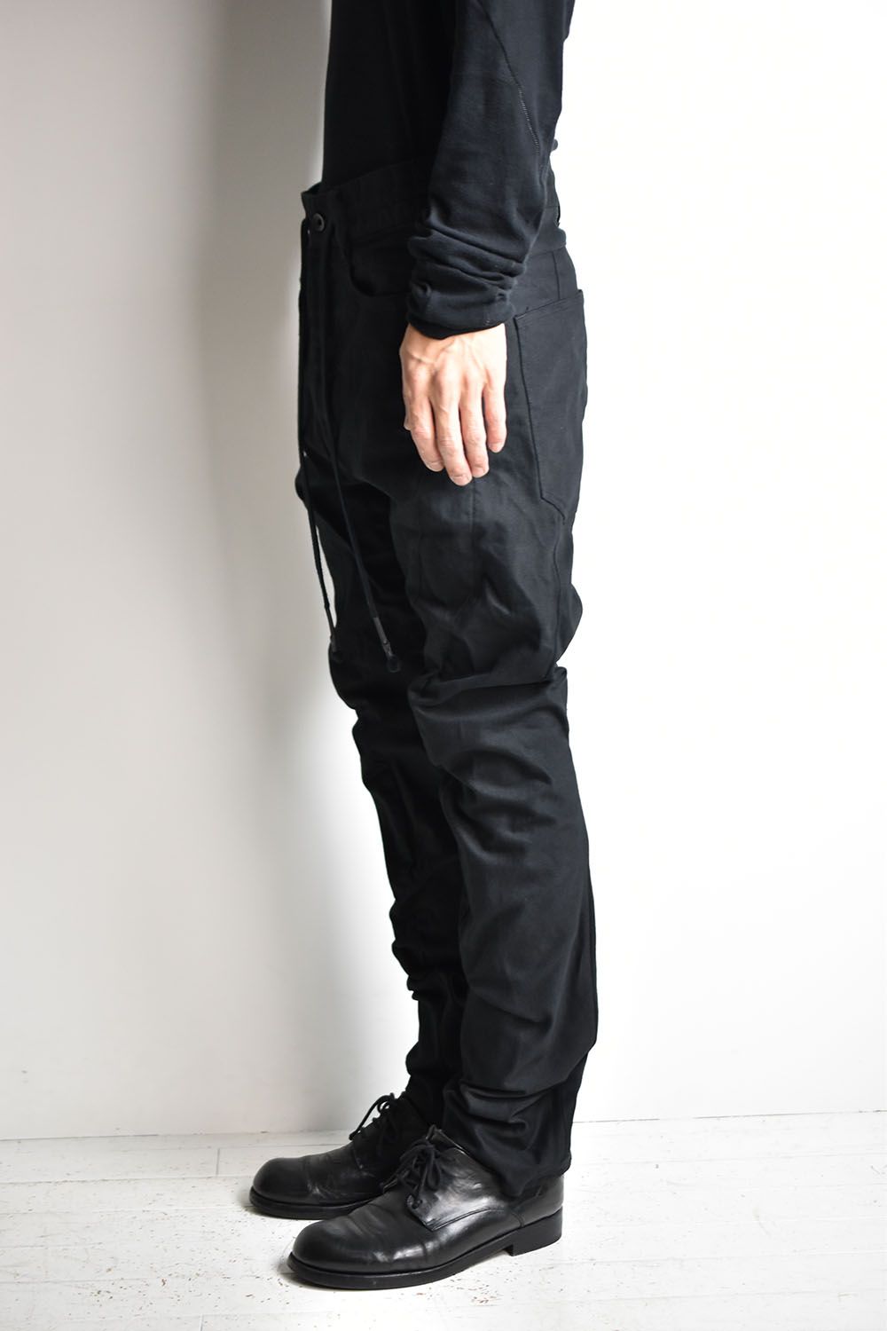 Drop crotch Curve Slim pants"Black"/ドロップクロッチカーブスリムパンツ"ブラック"