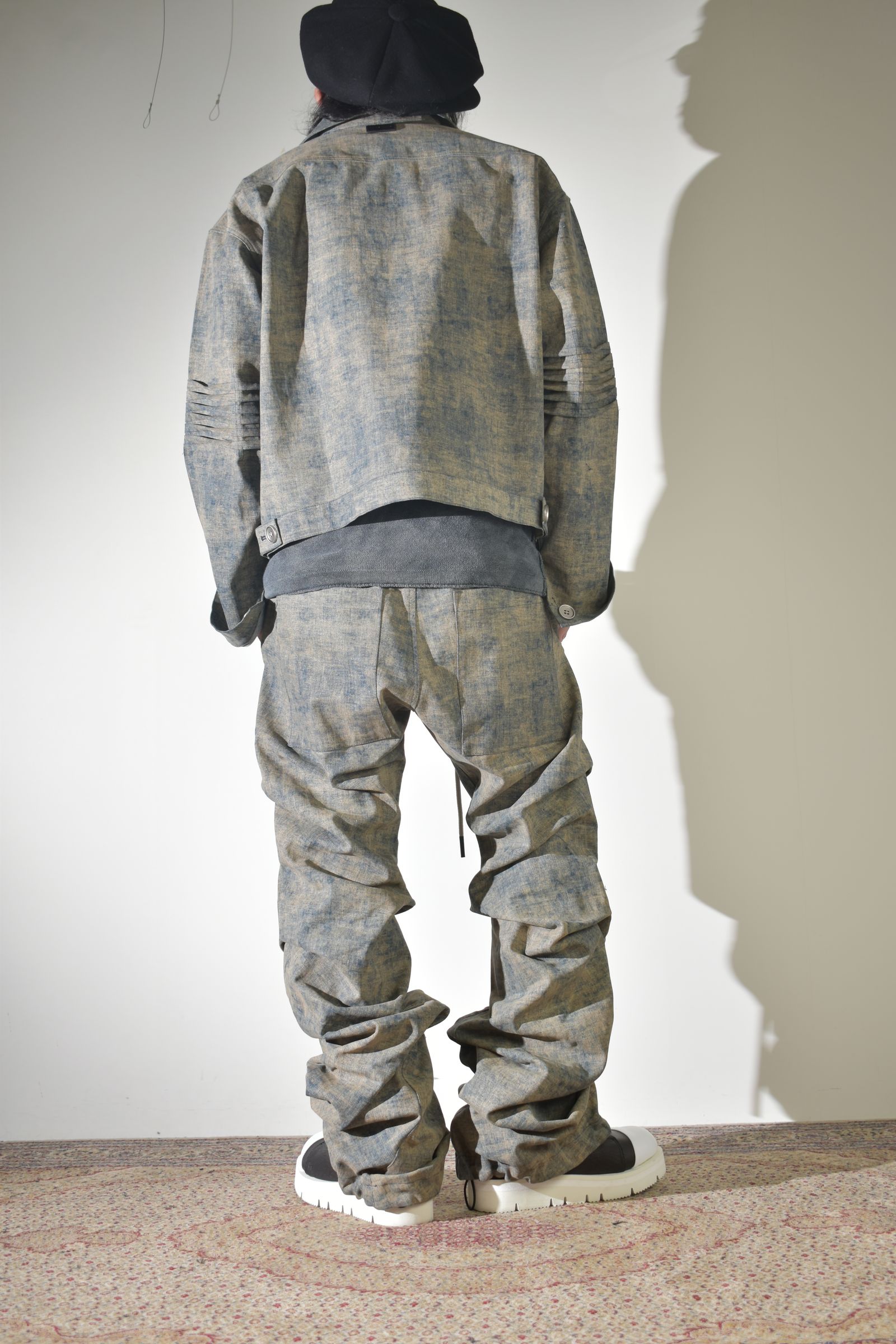 スティールブルーでセットアップ