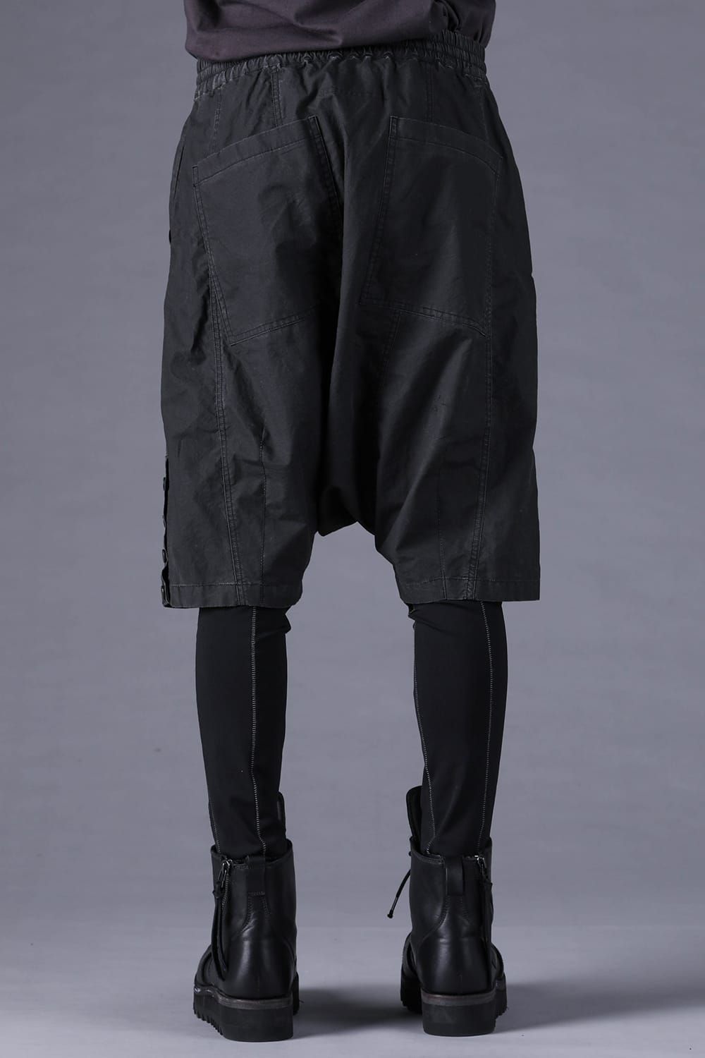 《2027SS先行予約分》Pigment-Coated Harem Shorts"Black" / 顔料コーティングサルエルショートパンツ"ブラック"