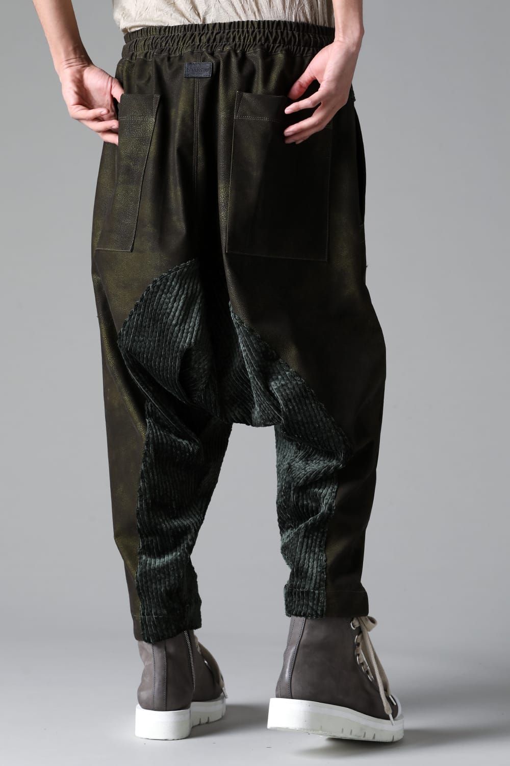 《2025AW先行予約》Synthetic Leather × Corduroy Switching Drop Clotch Pants"Black / Khaki" / シンセティックレザー×コーデュロイスウィッチングドロップクロッチパンツ"ブラック/カーキ"