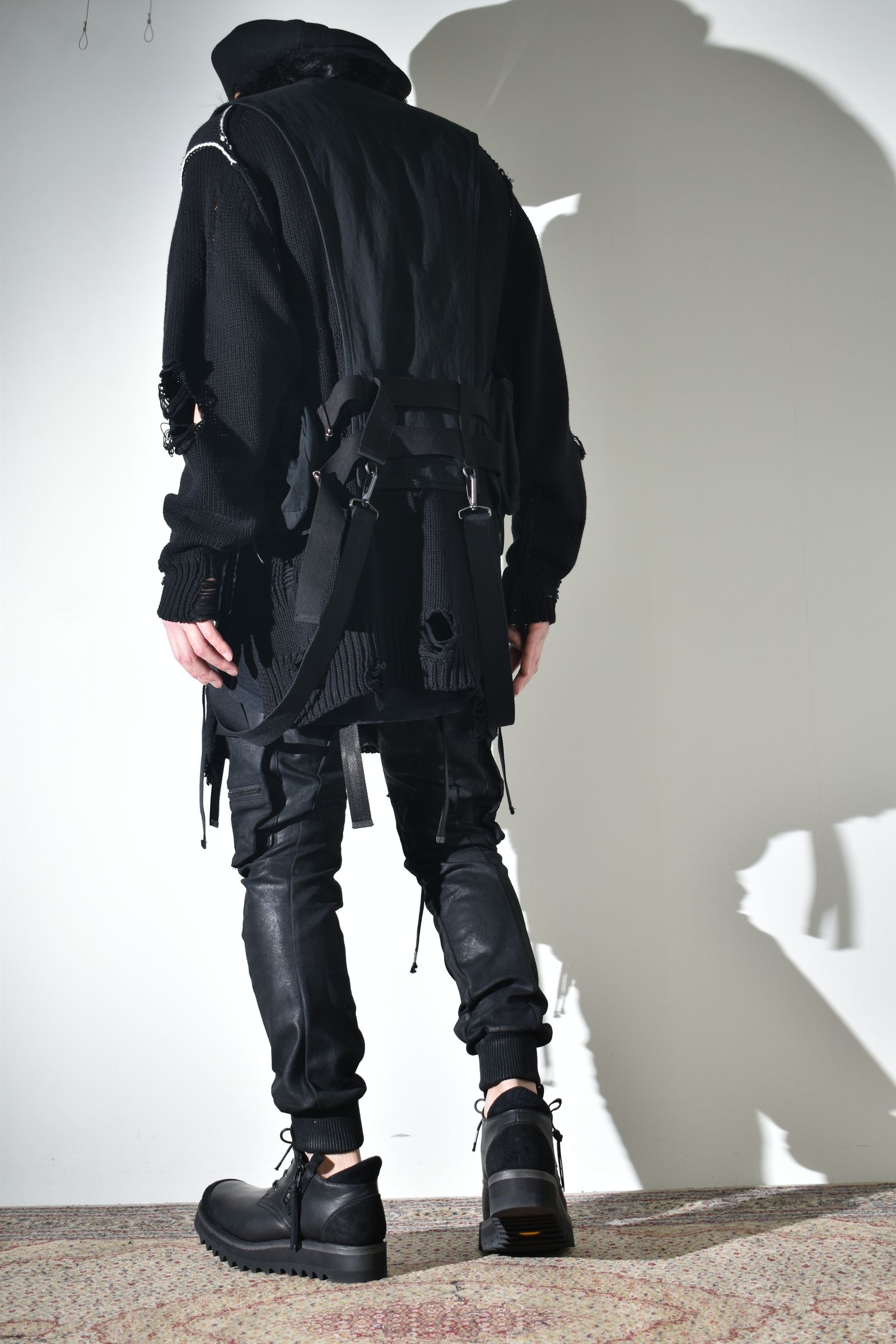 春ニット × ベスト