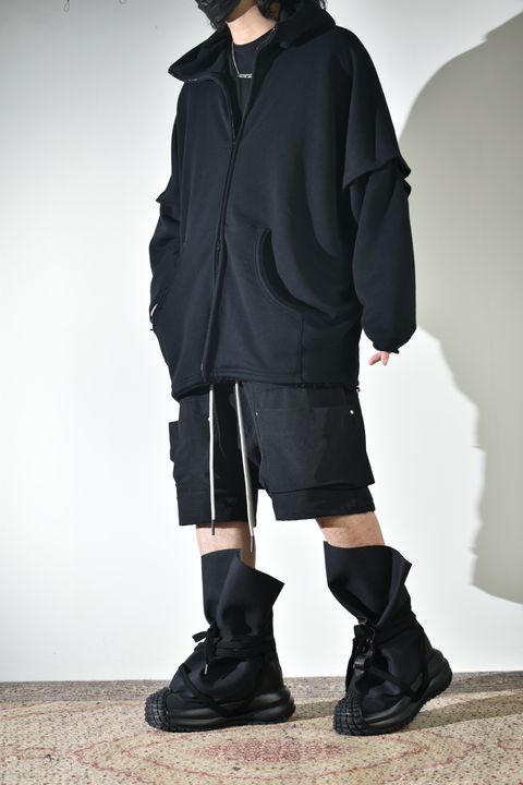 2Wayで着られる着用シーズンの長いスウェット