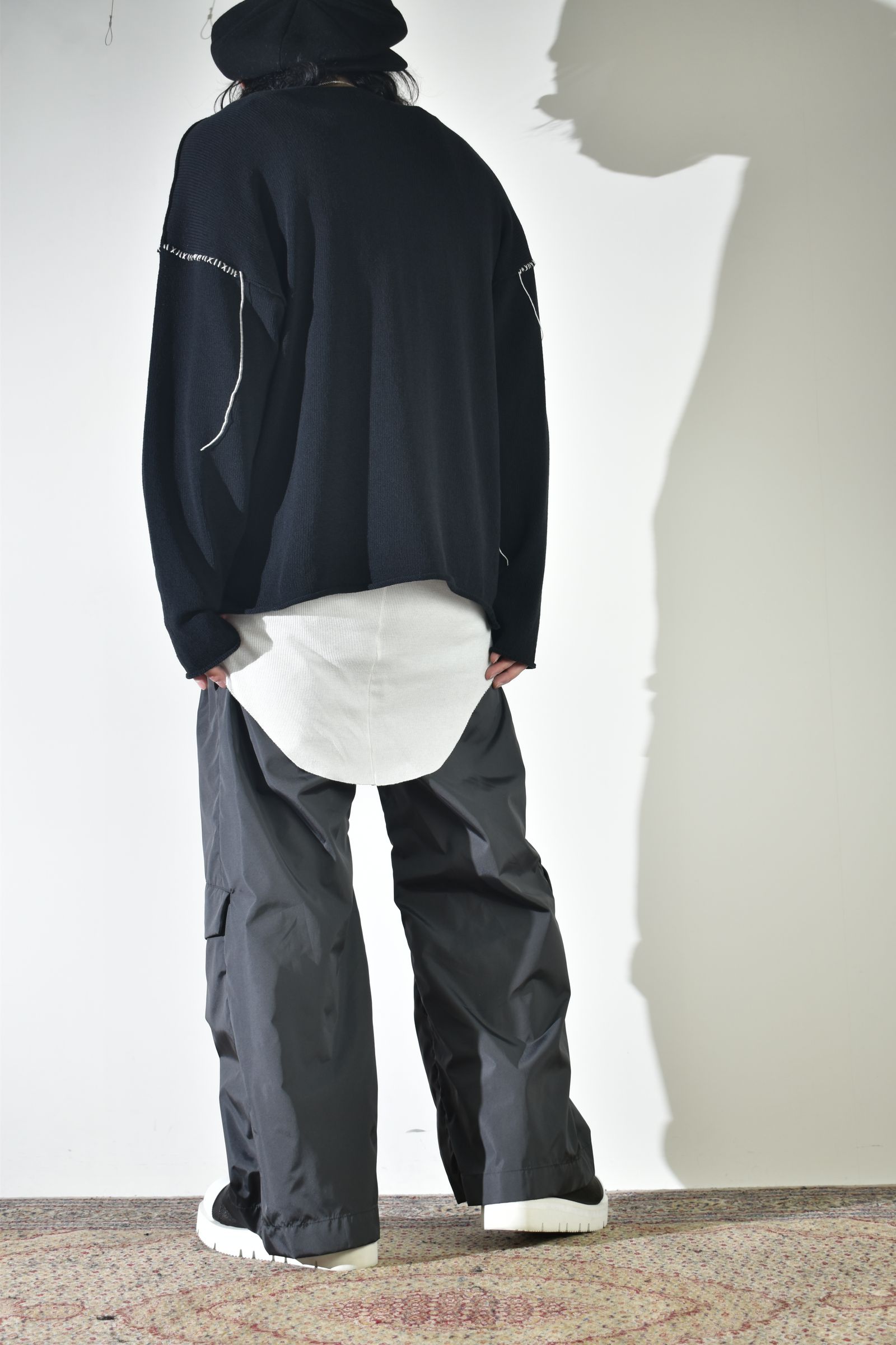 新鮮な履き心地のトラウザーで