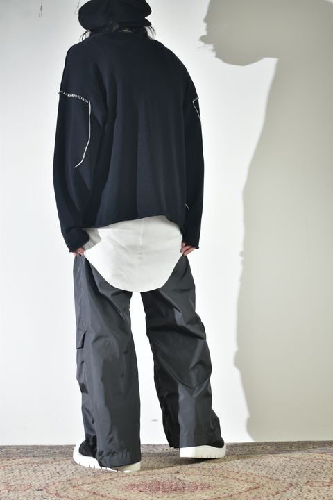 新鮮な履き心地のトラウザーで