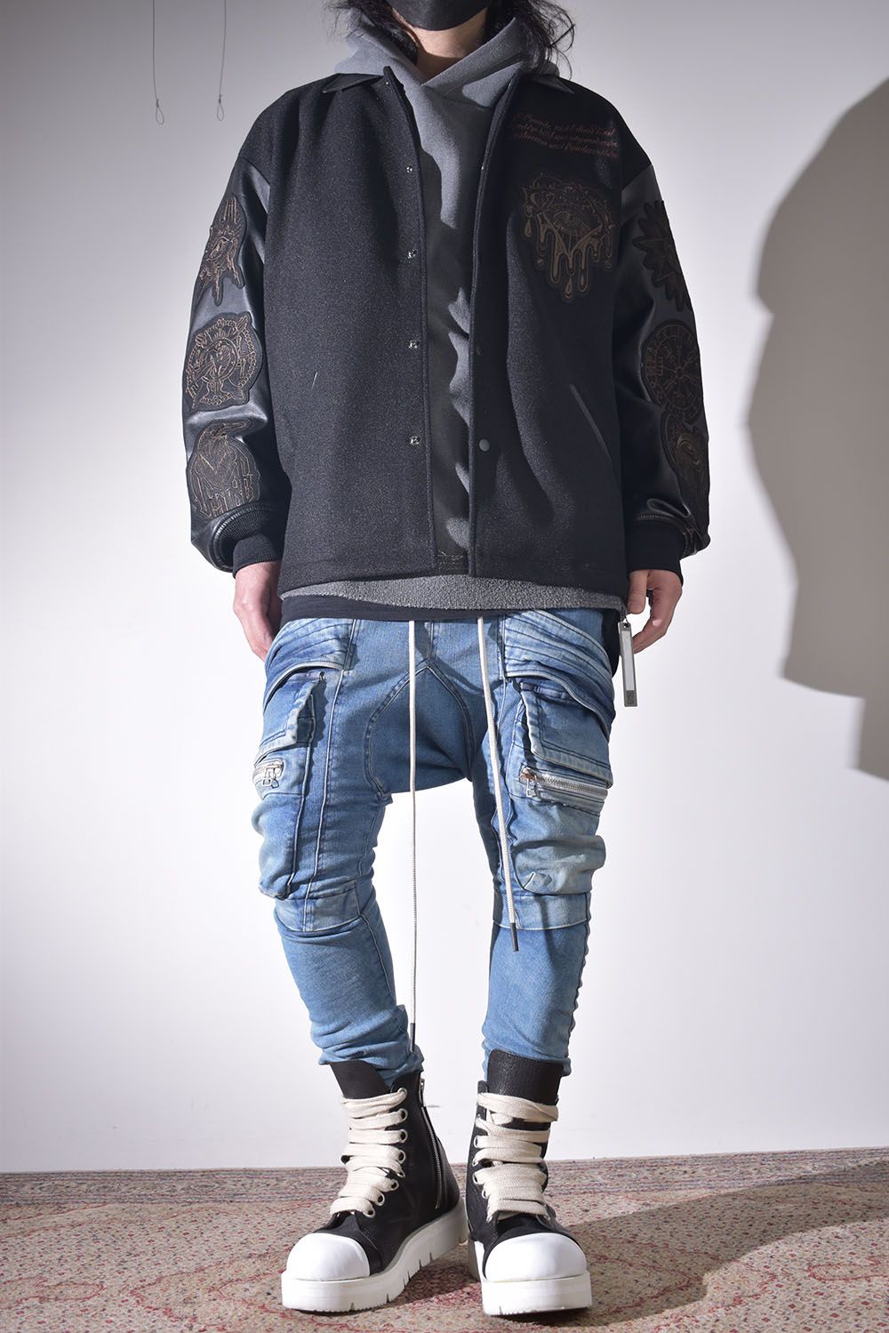 インディゴ × ピグメントグレー