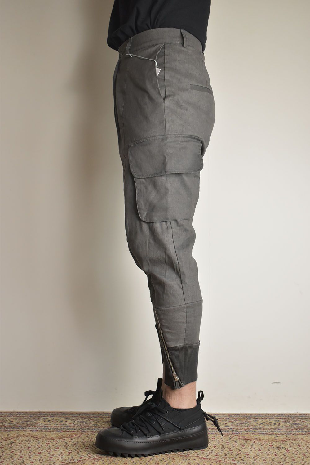 Asymmetrical Cargo Pants"Charcoal Grey" / アシンメトリーカーゴパンツ"チャコールグレー"