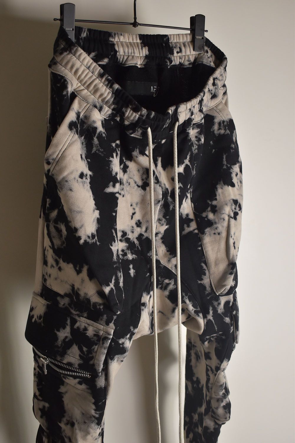 Discharge Pinting Cargo Sarouel Skinny"Black×Ivory" /ディスチャージプリントカーゴサルエルスキニー"ブラック×アイボリー"