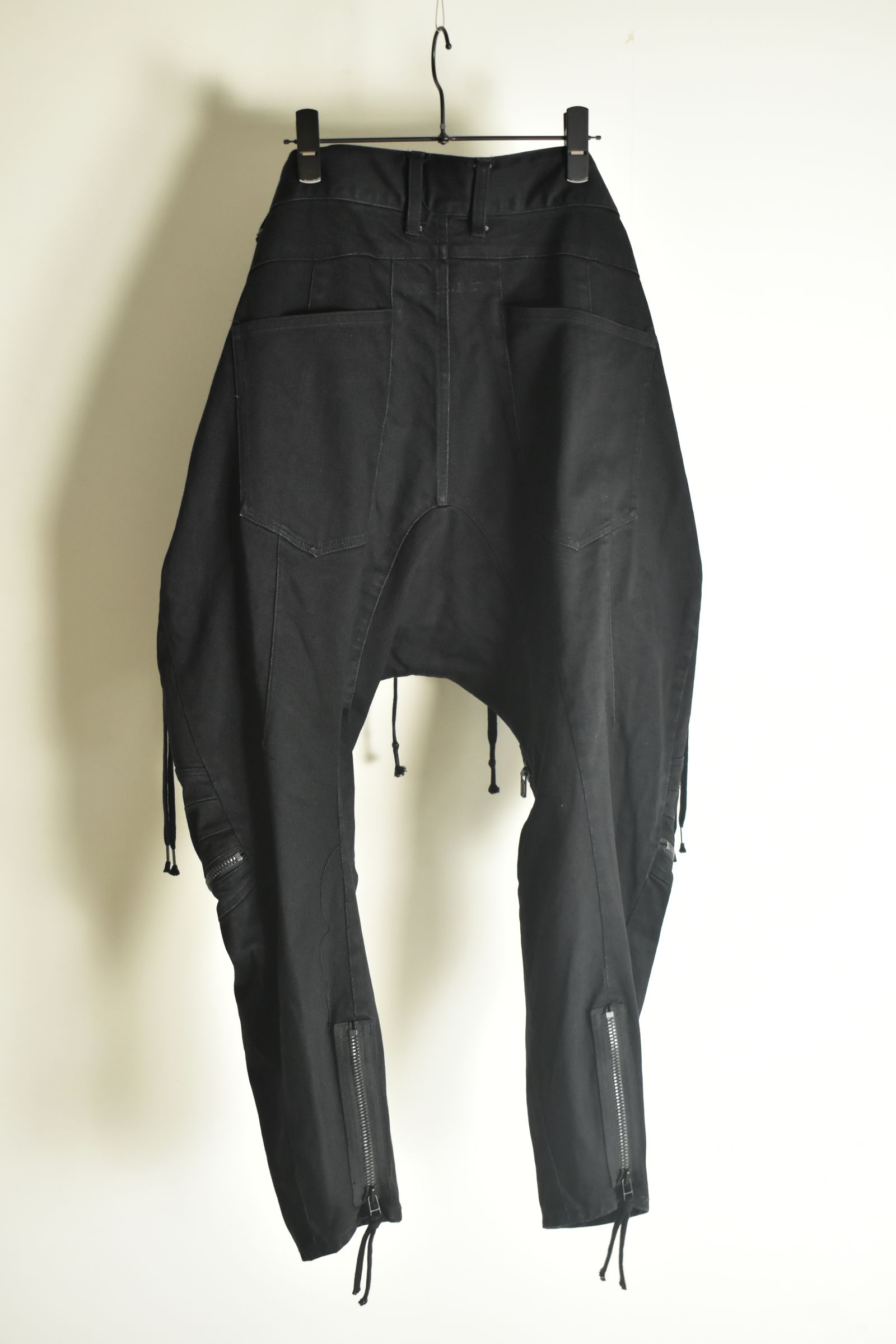 Stretch Denim Knee-Open Cropped Pants"Black" / ストレッチデニムニーオープンクロップドパンツ"ブラック"