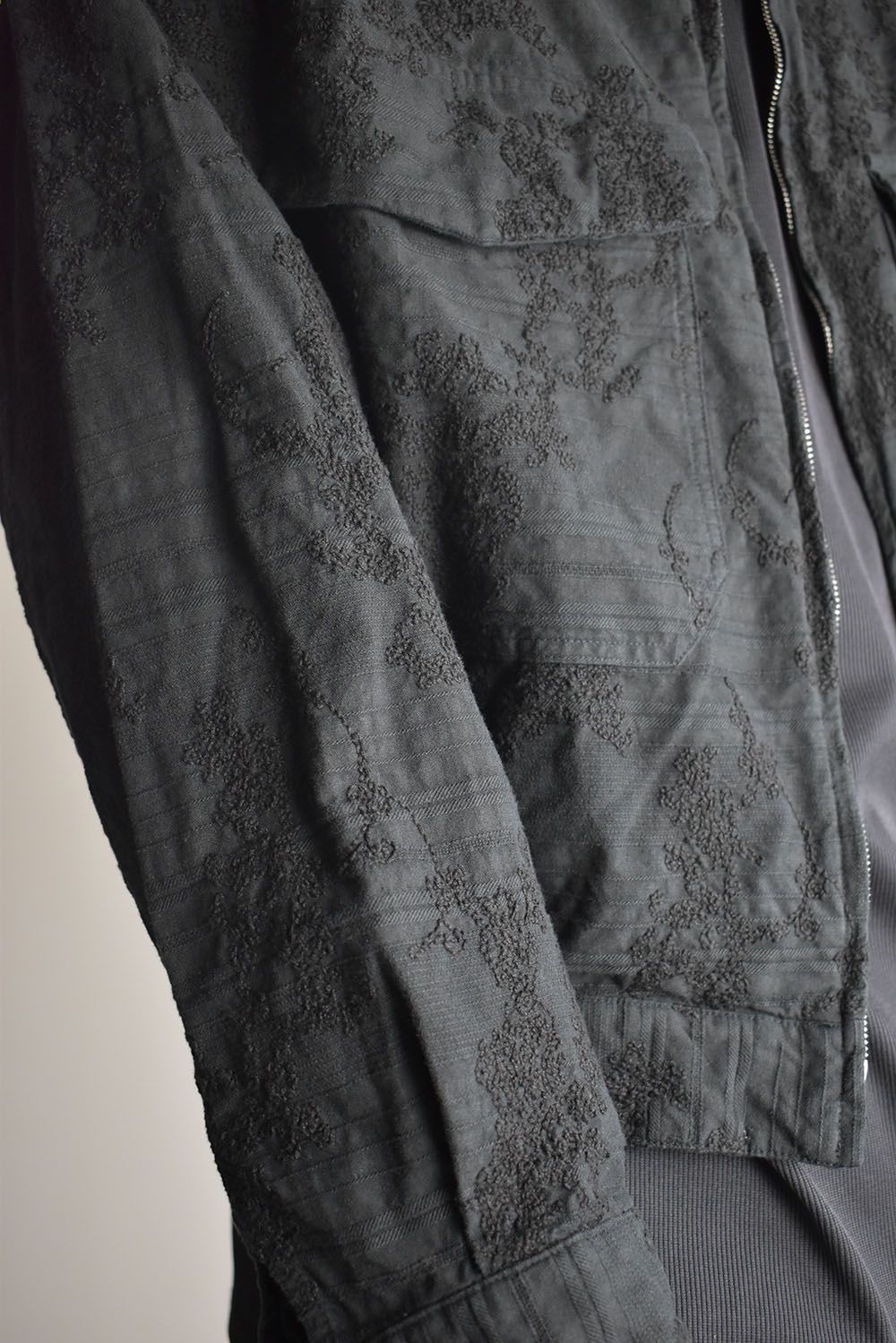 Embroidered Striped Blouson"Black" / 刺繍ストライプブルゾン"ブラック"