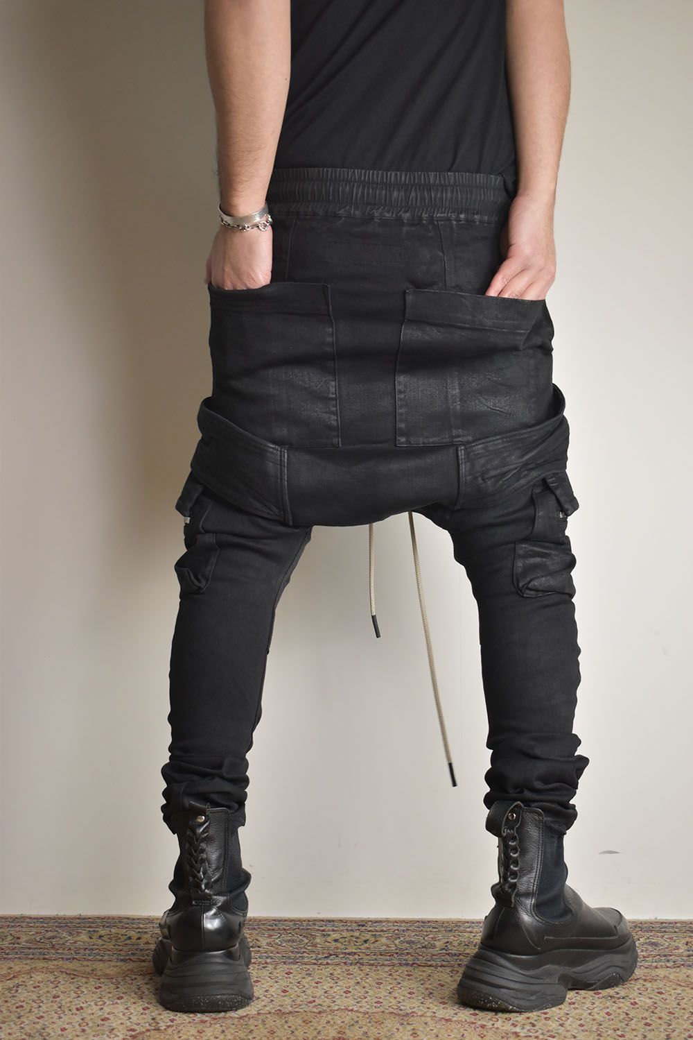 《2025AW先行予約》Denim Coating Cargo Sarouel Skinny"Black" / デニムコーティングカーゴサルエルスキニー"ブラック"