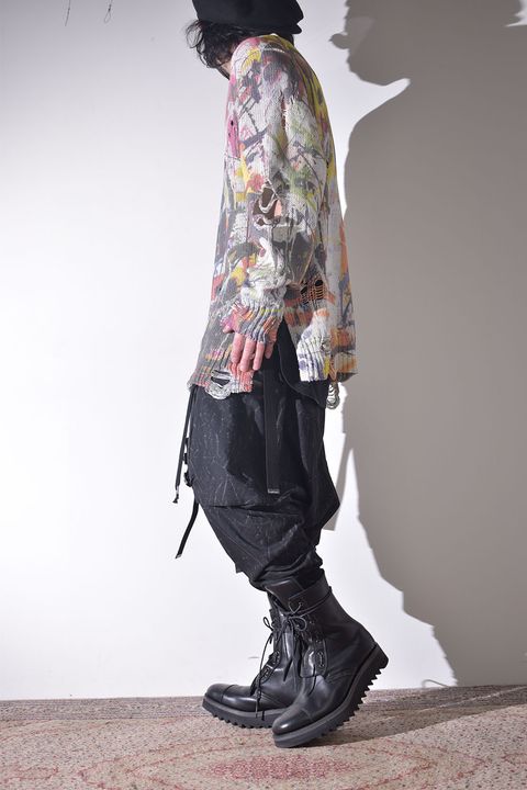 カラフルなプリントで楽しむ春ニット